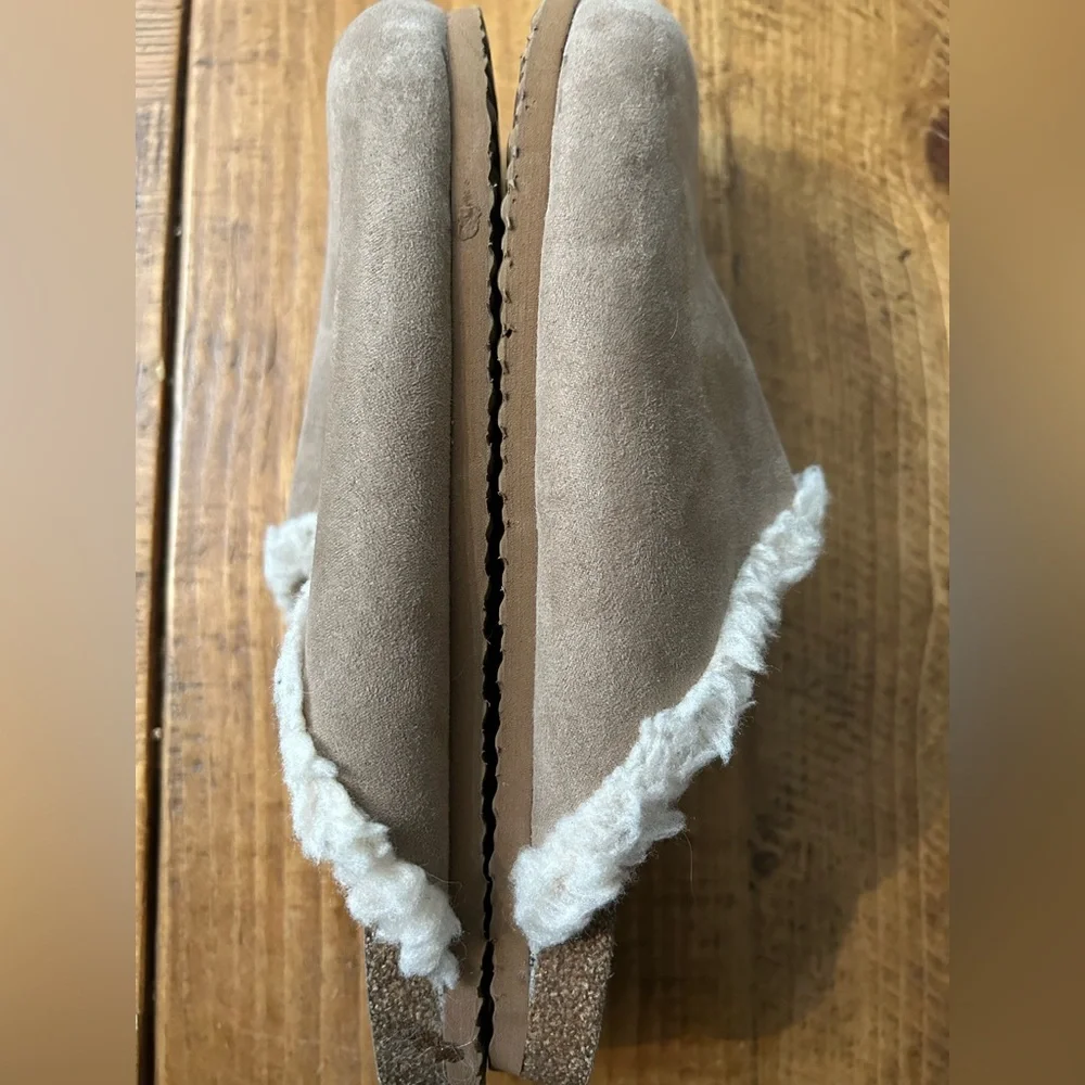 J. Crew Tan Suede/Shearling Clog Women's Slippers - Picture 8 of 8